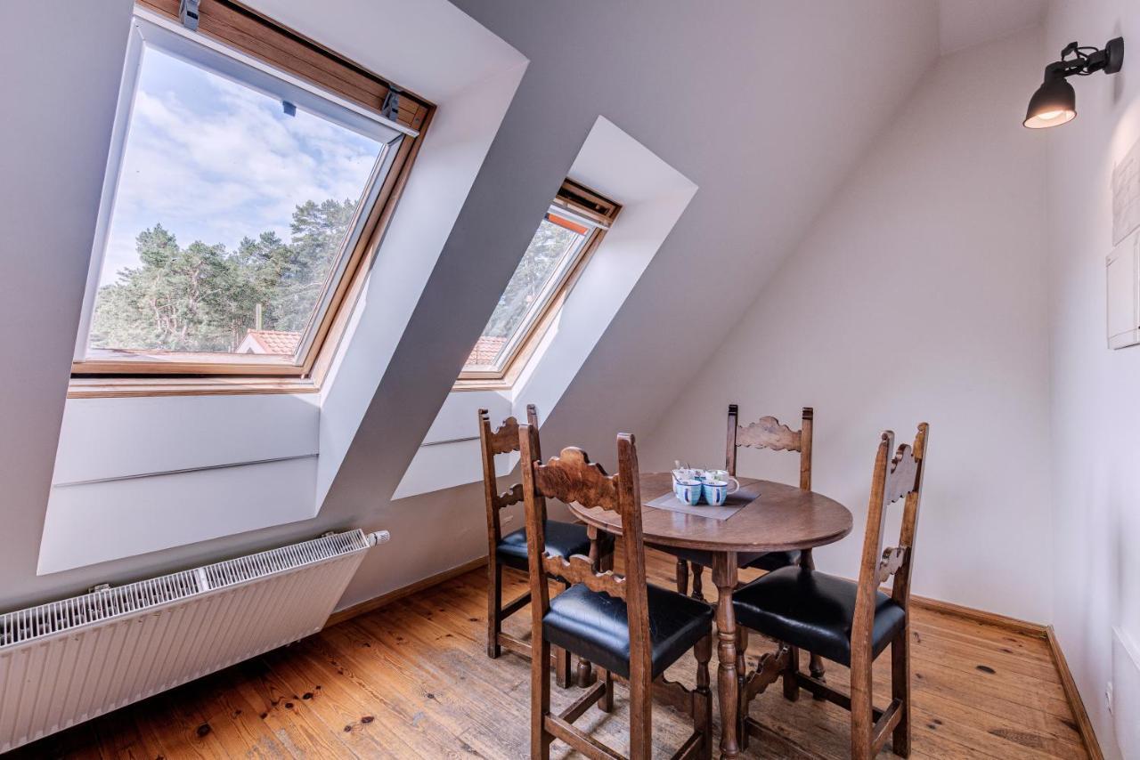 Hotel Jelita Nida Buitenkant foto