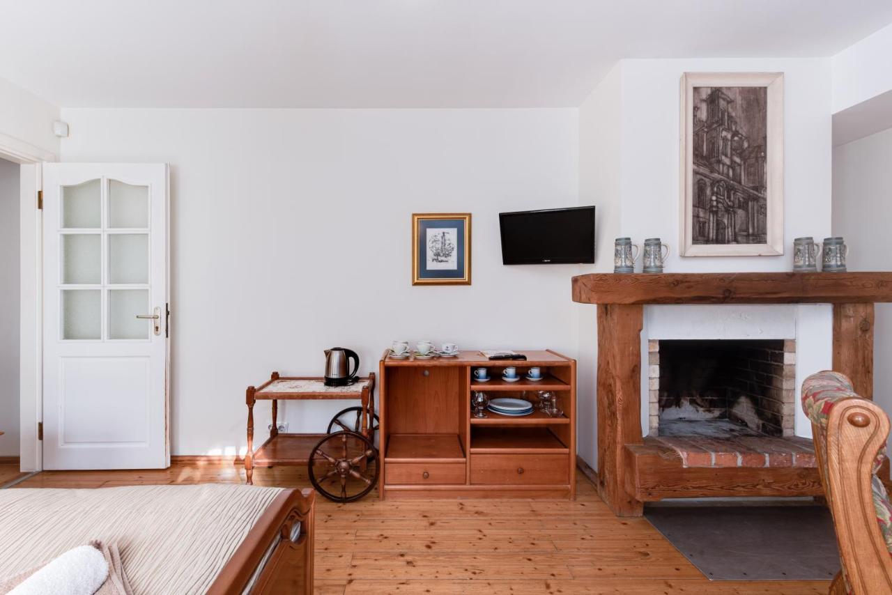 Hotel Jelita Nida Buitenkant foto