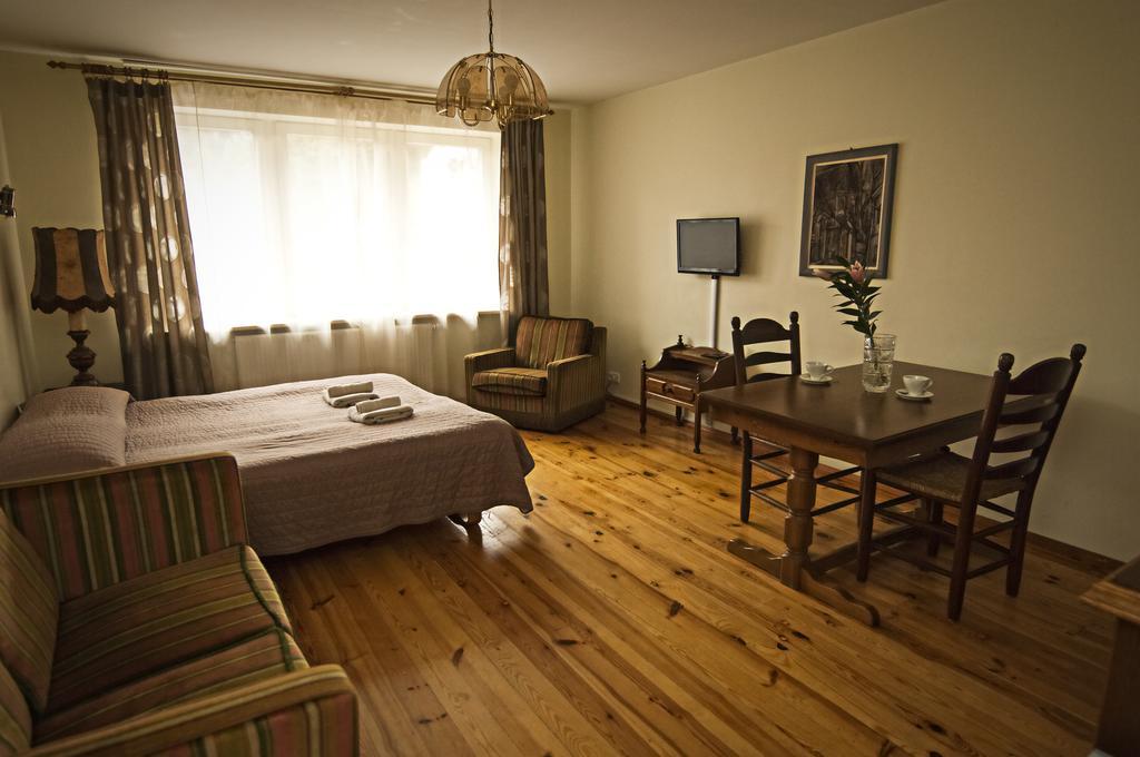 Hotel Jelita Nida Buitenkant foto
