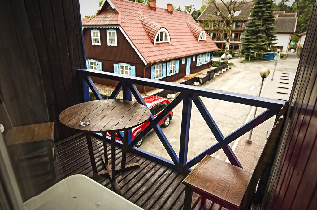 Hotel Jelita Nida Buitenkant foto