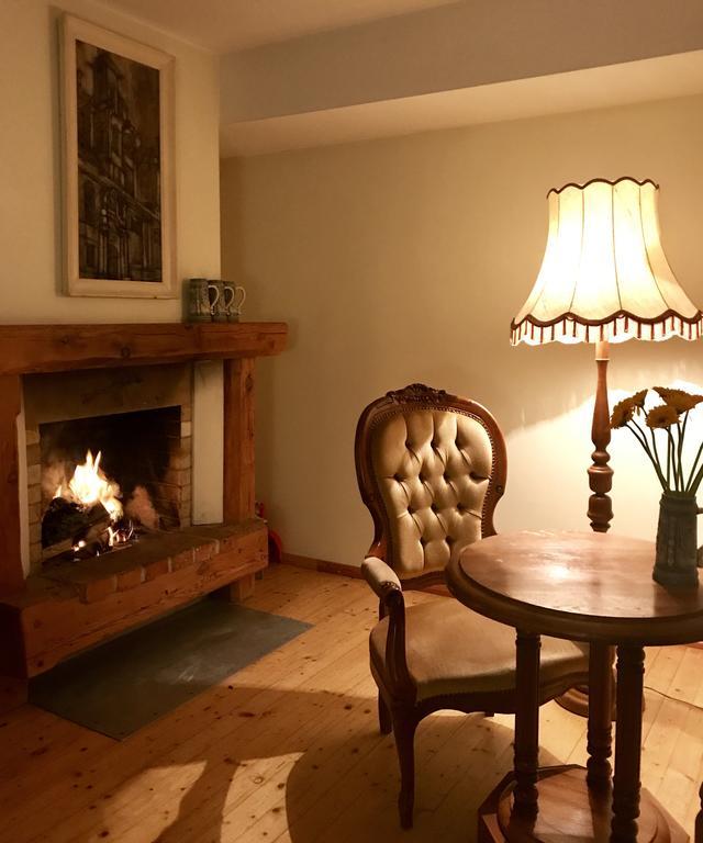 Hotel Jelita Nida Buitenkant foto